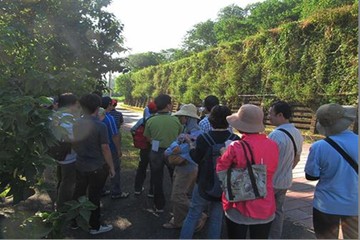 綠意重生在高都-現場講解垃圾掩埋場封場綠化過程