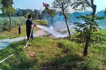 役男協助通報消防隊滅火