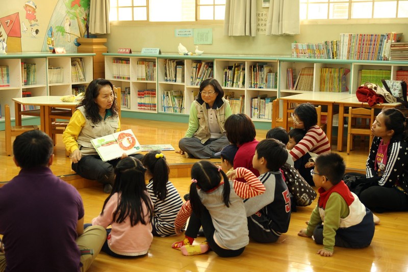 荳荳阿姨說故事